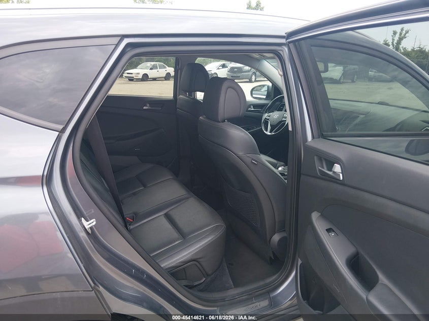 2017 Hyundai Tucson VIN KM8J3CA21HU341419 IAAI salvage auction — UNKNOWN, Salvage (Missouri), sold $2,150 on 2026-07-28 (photo 8)