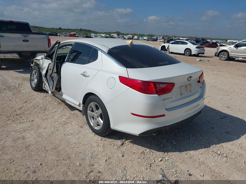 2015 Kia Optima VIN KNAGM4A72F5545406 IAAI salvage auction — SIDE, Salvage (Texas), sold $650 on 2026-07-09 (photo 3)