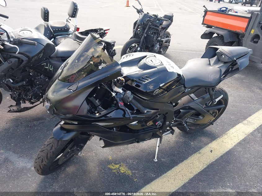 2020 Yamaha Yzf VIN JYARJ28E1LA007677 IAAI salvage auction — FRONT END, Salvage Title, sold $4,650 on 2026-08-26 (photo 2)