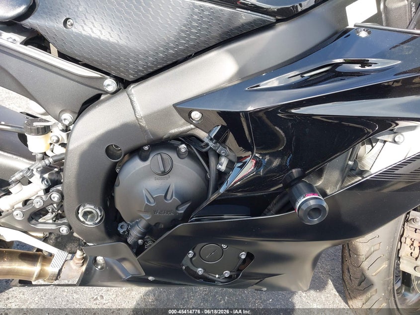 2020 Yamaha Yzf VIN JYARJ28E1LA007677 IAAI salvage auction — FRONT END, Salvage Title, sold $4,650 on 2026-08-26 (photo 8)