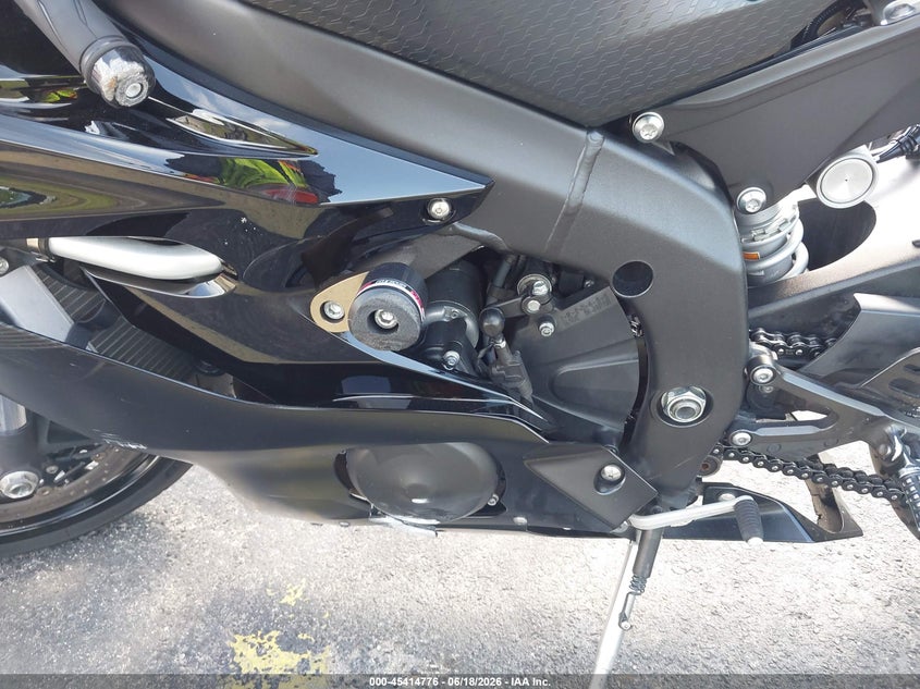 2020 Yamaha Yzf VIN JYARJ28E1LA007677 IAAI salvage auction — FRONT END, Salvage Title, sold $4,650 on 2026-08-26 (photo 9)
