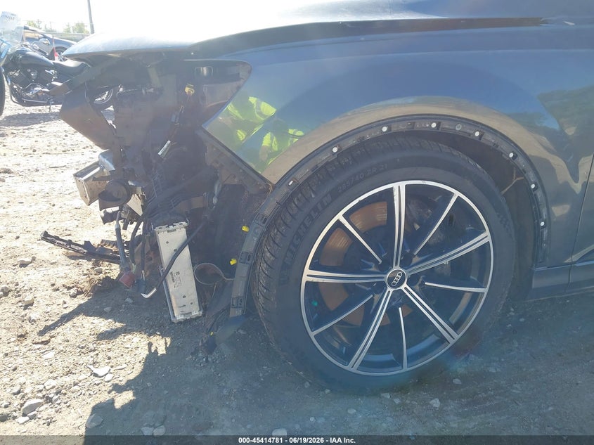 2021 Audi Sq7 VIN WA1VWBF7XMD018079 IAAI salvage auction — FRONT END, Wait Title, sold $8,300 on 2026-09-06 (photo 6)