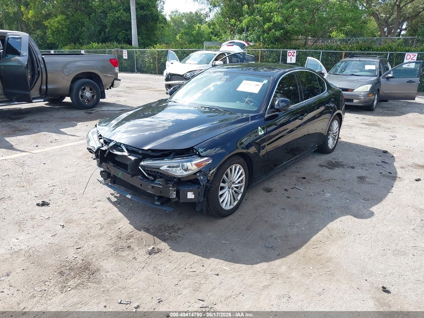 2021 Alfa romeo Giulia VIN ZARFAMAN2M7644577 IAAI salvage auction — FRONT END, Rebuildable (Florida), sold $6,025 on 2026-07-13 (photo 2)