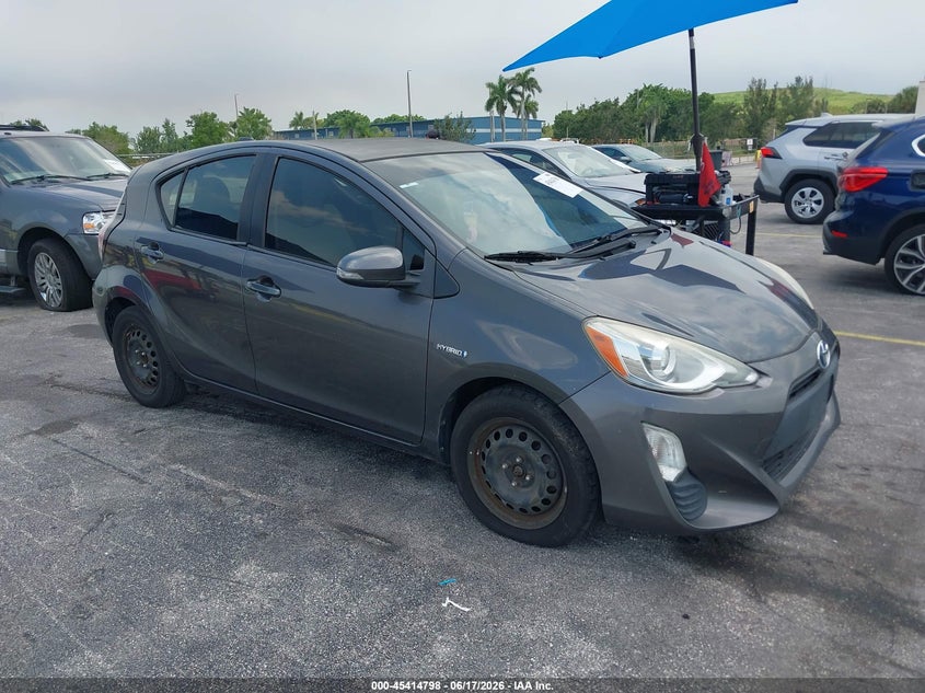 2016 Toyota Prius c VIN JTDKDTB31G1115491 IAAI salvage auction — NORMAL WEAR, Clear (Florida), sold $825 on 2026-07-23 (photo 1)