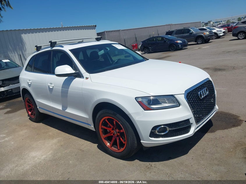 2014 Audi Q5 VIN WA1CFAFP7EA085534 IAAI salvage auction — LEFT FRONT, Salvage Title, sold $1,400 on 2026-07-29 (photo 1)