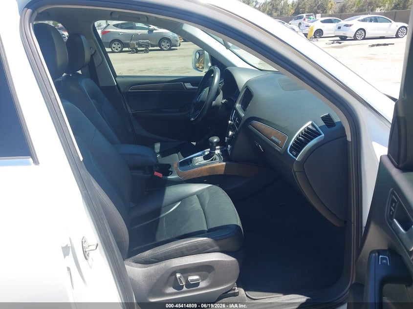 2014 Audi Q5 VIN WA1CFAFP7EA085534 IAAI salvage auction — LEFT FRONT, Salvage Title, sold $1,400 on 2026-07-29 (photo 5)