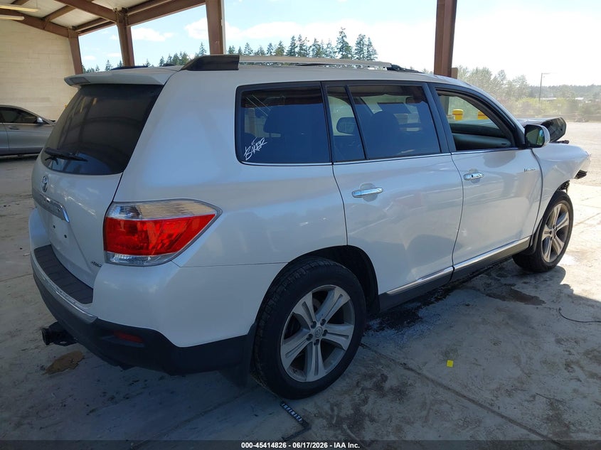 2012 Toyota Highlander VIN 5TDDK3EH4CS163327 IAAI salvage auction — FRONT END, Salvage Title, sold $2,750 on 2026-08-01 (photo 4)