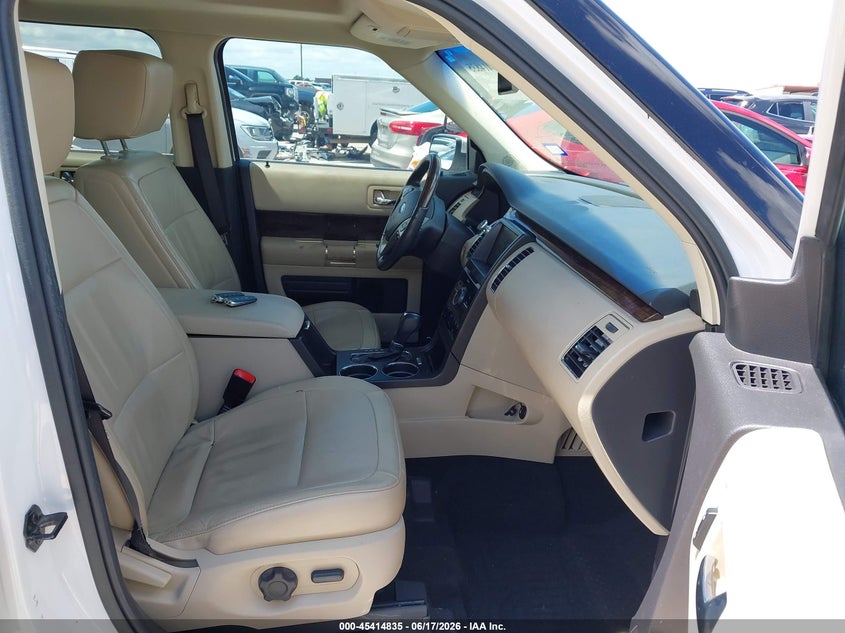 2014 Ford Flex VIN 2FMGK5D88EBD09688 IAAI salvage auction — NORMAL WEAR, Clear (Texas), sold $750 on 2026-07-09 (photo 5)