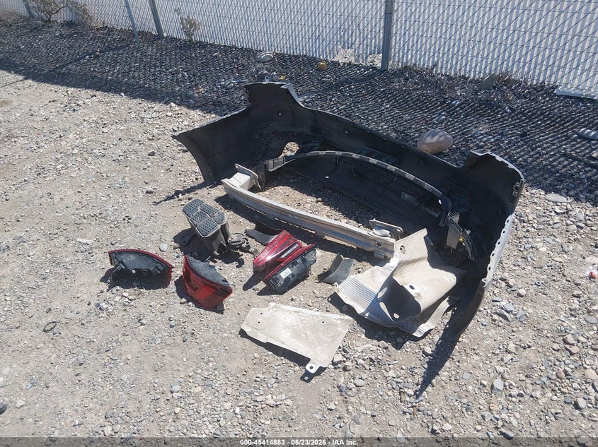 2018 Audi A4 VIN WAUFNAF4XJA181368 IAAI salvage auction — REAR END, Salvage (Montana), sold $7,800 on 2026-07-15 (photo 6)