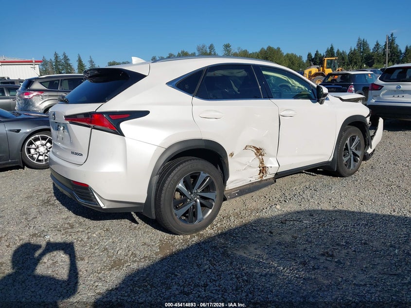 2020 Lexus VIN JTJGJRDZ8L5008019 IAAI salvage auction — FRONT & REAR, Salvage Title, sold $6,400 on 2026-07-22 (photo 4)