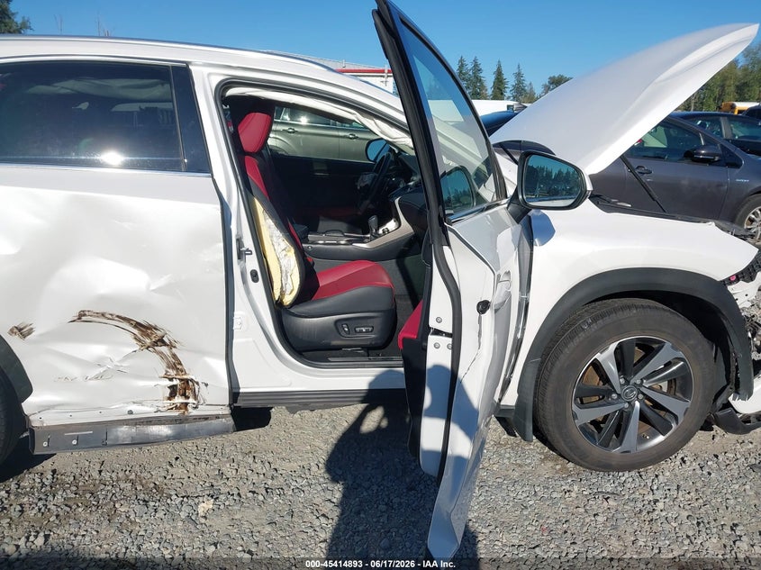 2020 Lexus VIN JTJGJRDZ8L5008019 IAAI salvage auction — FRONT & REAR, Salvage Title, sold $6,400 on 2026-07-22 (photo 5)