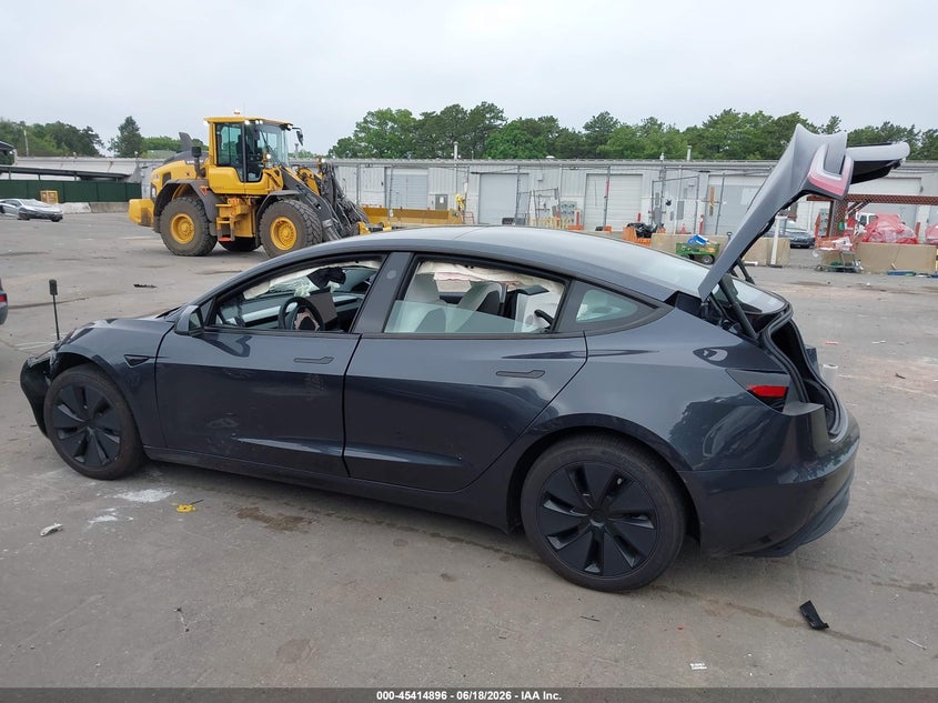 2025 Tesla Model 3 VIN 5YJ3E1EAXSF998975 IAAI salvage auction — FRONT END, Salvage Title, sold $12,000 on 2026-09-04 (photo 3)