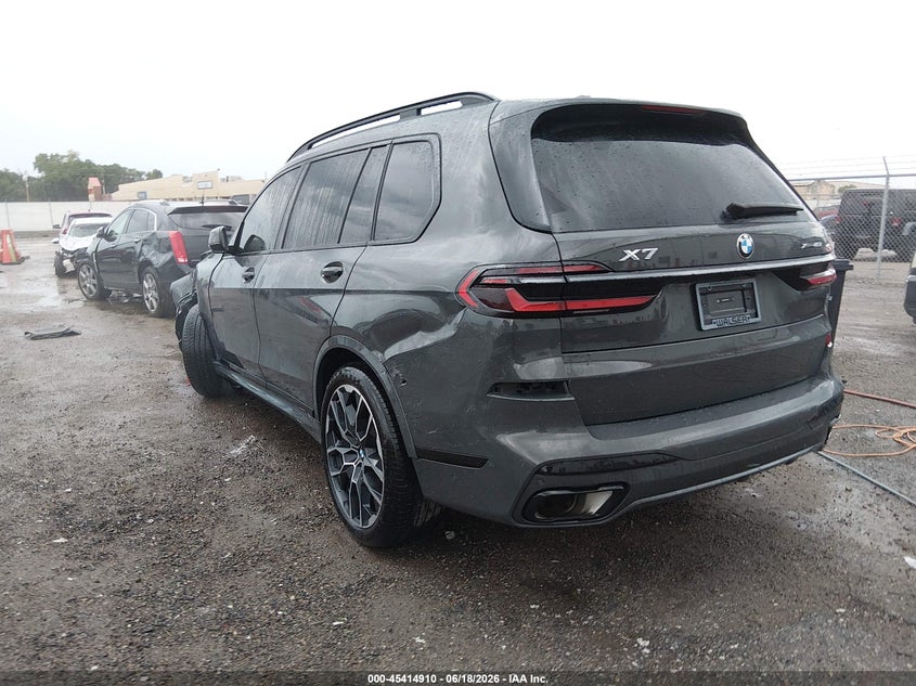 2026 BMW X7 VIN 5UX23EM08T9030174 IAAI salvage auction — LEFT FRONT, Salvage Title, sold $19,900 on 2026-07-24 (photo 3)