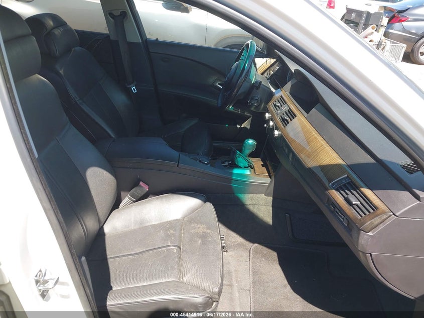 2007 BMW 5 series VIN WBANB53567CP05525 IAAI salvage auction — NORMAL WEAR, Clear - Dealer Only (California), sold $525 on 2026-07-20 (photo 5)