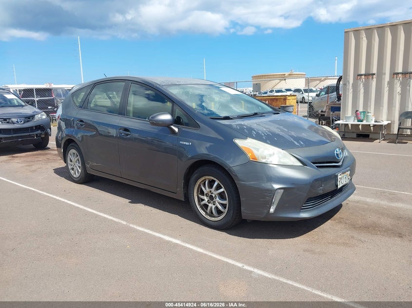 2013 Toyota Prius v VIN JTDZN3EU6D3205574 IAAI salvage auction — NORMAL WEAR, Clear (Hawaii), sold $875 on 2026-07-28 (photo 1)