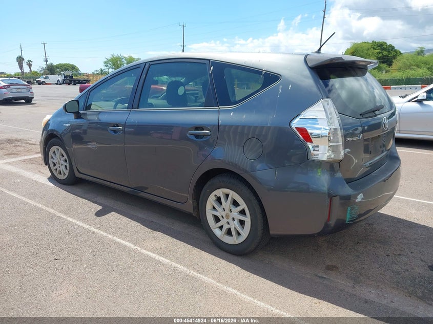 2013 Toyota Prius v VIN JTDZN3EU6D3205574 IAAI salvage auction — NORMAL WEAR, Clear (Hawaii), sold $875 on 2026-07-28 (photo 3)