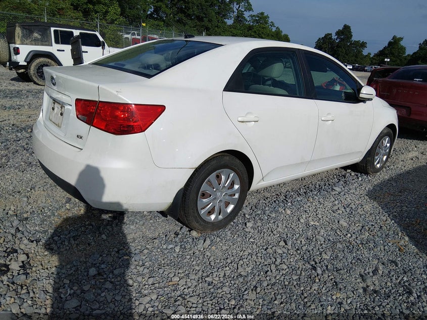 2012 Kia Forte VIN KNAFU4A2XC5478100 IAAI salvage auction — NORMAL WEAR, Original (West Virginia), sold $575 on 2026-07-08 (photo 4)