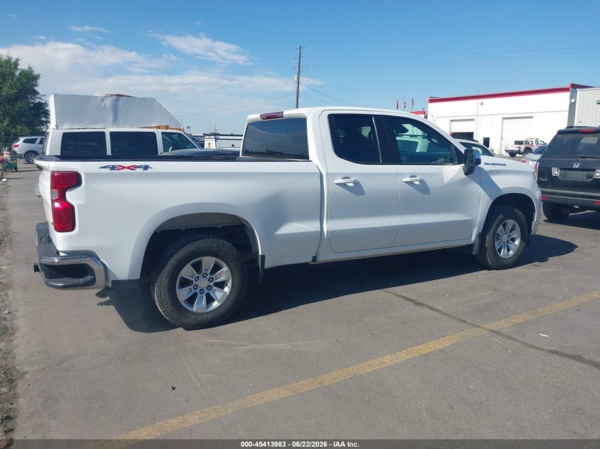 2022 Chevrolet Silverado VIN 1GCRDDED1NZ508768 IAAI salvage auction — RIGHT FRONT, Clear (Utah), sold $8,025 on 2026-07-09 (photo 4)
