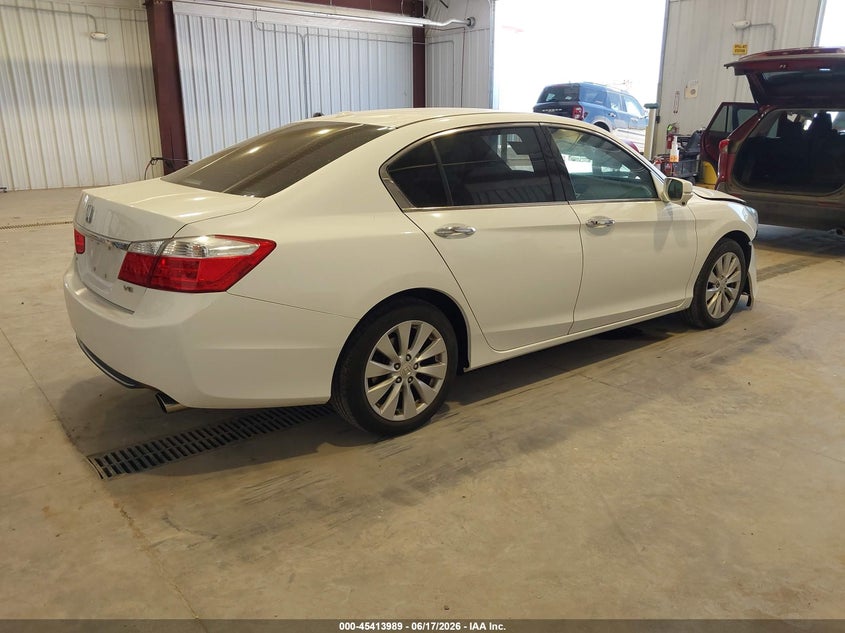 2014 Honda Accord VIN 1HGCR3F8XEA036282 IAAI salvage auction — UNKNOWN, Salvage (Utah), sold $1,250 on 2026-07-10 (photo 4)
