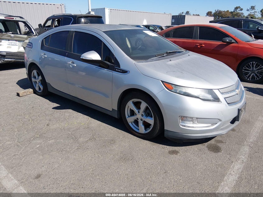 2014 Chevrolet Volt VIN 1G1RE6E4XEU172987 IAAI salvage auction — NORMAL WEAR, Clear - Dealer Only (California), sold $825 on 2026-07-09 (photo 1)