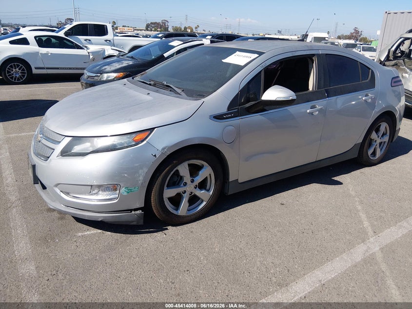 2014 Chevrolet Volt VIN 1G1RE6E4XEU172987 IAAI salvage auction — NORMAL WEAR, Clear - Dealer Only (California), sold $825 on 2026-07-09 (photo 2)