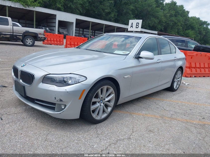 2013 BMW 5 series VIN WBAFU7C58DDU77902 IAAI salvage auction — NORMAL WEAR, Clear (Missouri), sold $750 on 2026-07-15 (photo 2)