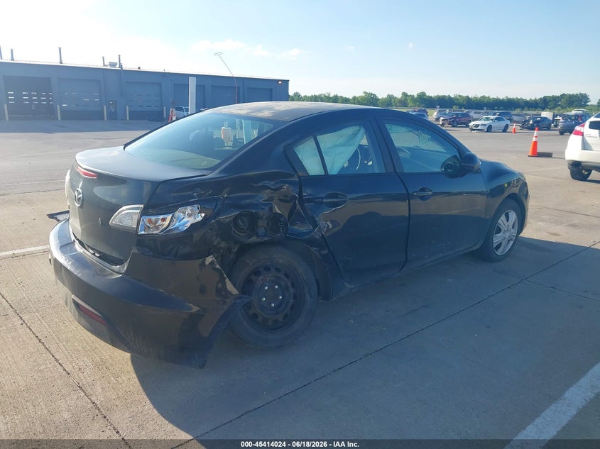 2010 Mazda 3 VIN JM1BL1SG1A1305972 IAAI salvage auction — REAR END, Clear (Indiana), sold $350 on 2026-07-17 (photo 4)