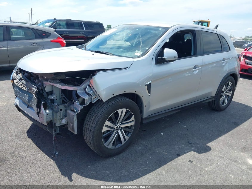 2021 Mitsubishi VIN JA4ARUAU5MU029747 IAAI salvage auction — FRONT END, Salvage (Missouri), sold $2,850 on 2026-07-28 (photo 2)
