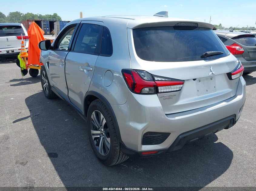 2021 Mitsubishi VIN JA4ARUAU5MU029747 IAAI salvage auction — FRONT END, Salvage (Missouri), sold $2,850 on 2026-07-28 (photo 3)