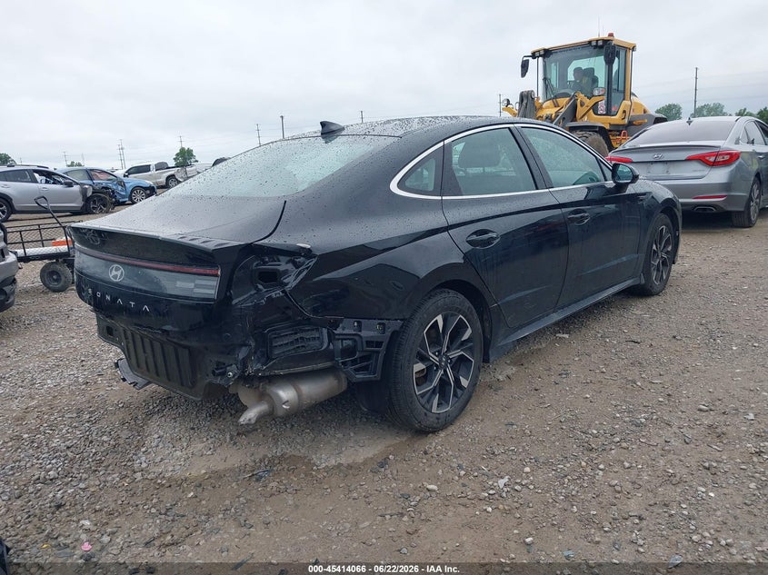 2025 Hyundai Sonata VIN KMHL64JA8SA505576 IAAI salvage auction — RIGHT REAR, Salvage Title, sold $7,100 on 2026-07-29 (photo 4)