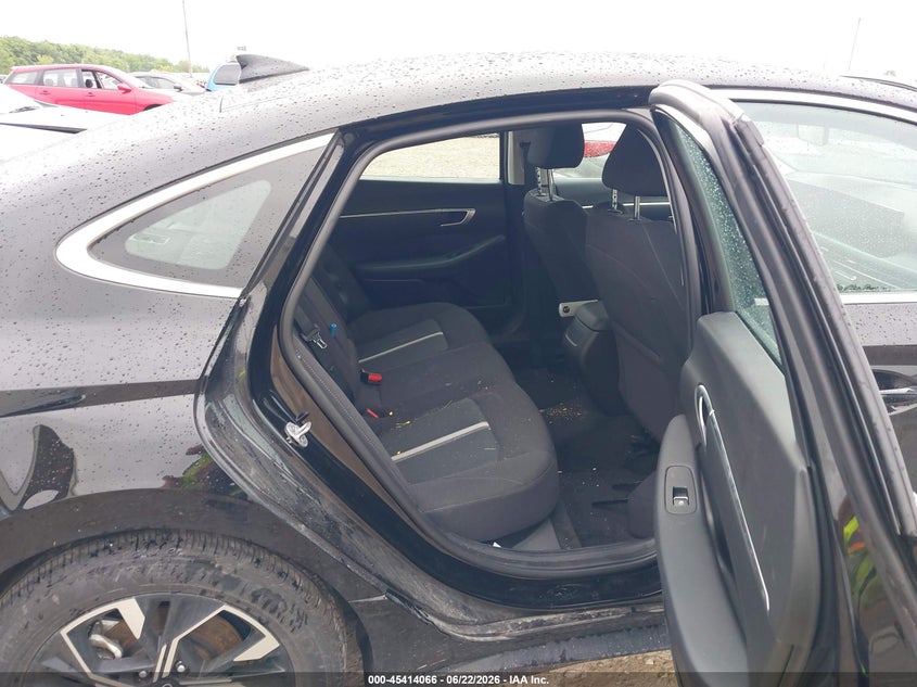 2025 Hyundai Sonata VIN KMHL64JA8SA505576 IAAI salvage auction — RIGHT REAR, Salvage Title, sold $7,100 on 2026-07-29 (photo 8)