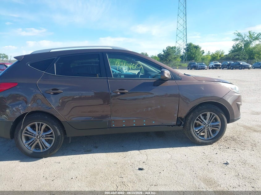 2015 Hyundai Tucson VIN KM8JUCAG6FU988937 IAAI salvage auction — RIGHT SIDE, Salvage Title, sold $25 on 2026-07-28 (photo 6)