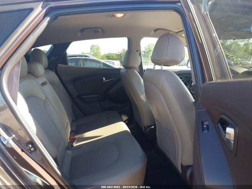 2015 Hyundai Tucson VIN KM8JUCAG6FU988937 IAAI salvage auction — RIGHT SIDE, Salvage Title, sold $25 on 2026-07-28 (photo 8)