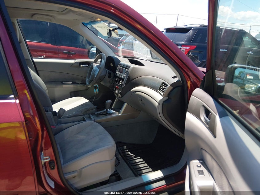 2010 Subaru Forester VIN JF2SH6CC0AH915901 IAAI salvage auction — NORMAL WEAR, Original (Ohio), sold $1,850 on 2026-07-14 (photo 5)