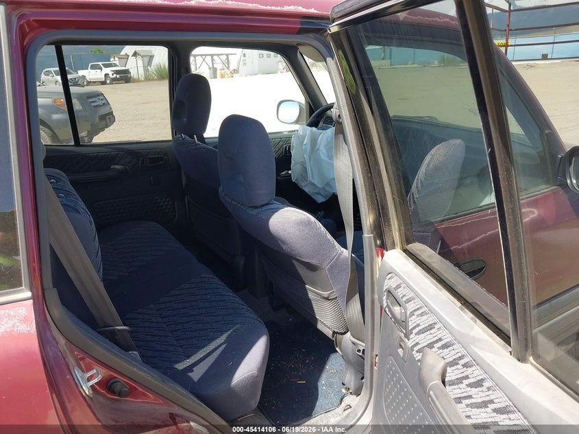 1998 Toyota Rav4 VIN JT3HP10V6W7081851 IAAI salvage auction — RIGHT FRONT, Clear (Montana), sold $300 on 2026-07-17 (photo 8)