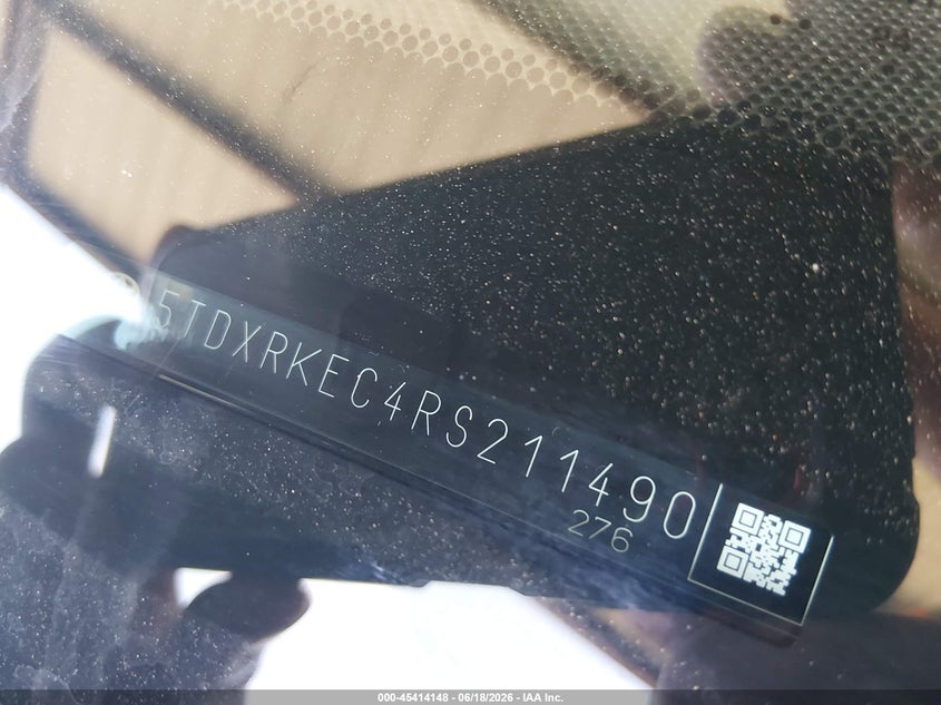 2024 Toyota Sienna VIN 5TDXRKEC4RS211490 IAAI salvage auction — ALL OVER, Salvage Title, sold $21,000 on 2026-08-20 (photo 9)