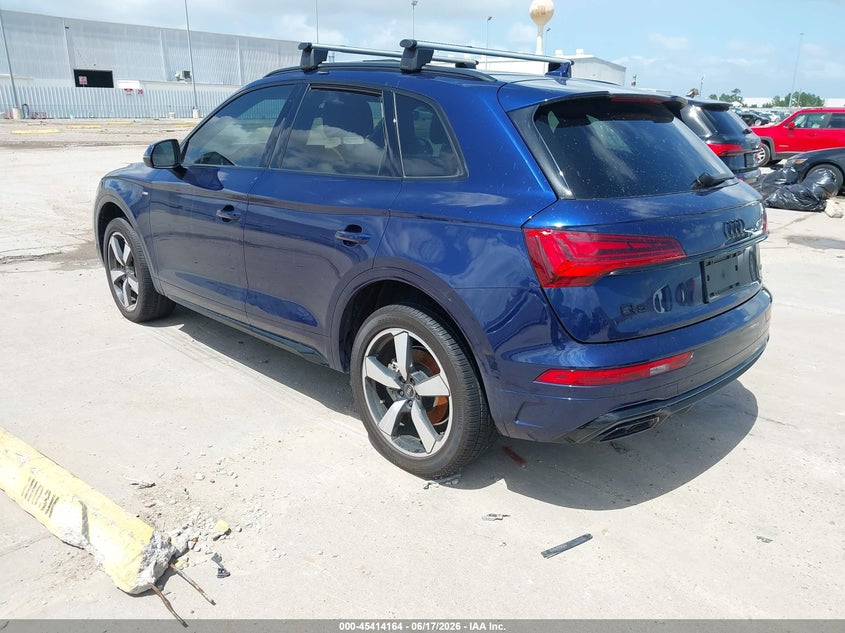2023 Audi Q5 VIN WA1EAAFY1P2117262 IAAI salvage auction — WATER/FLOOD, Salvage (Texas), sold $14,850 on 2026-07-09 (photo 3)