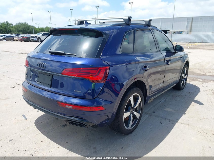 2023 Audi Q5 VIN WA1EAAFY1P2117262 IAAI salvage auction — WATER/FLOOD, Salvage (Texas), sold $14,850 on 2026-07-09 (photo 4)