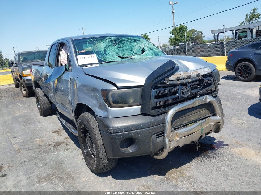 2010 Toyota Tundra VIN 5TFRU5F19AX020801 IAAI salvage auction — THEFT, Salvage (California), sold $4,900 on 2026-07-30 (photo 1)