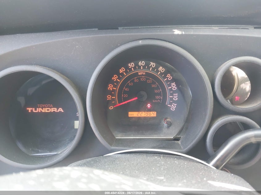 2010 Toyota Tundra VIN 5TFRU5F19AX020801 IAAI salvage auction — THEFT, Salvage (California), sold $4,900 on 2026-07-30 (photo 7)