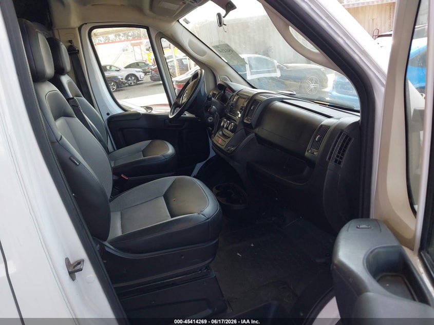 2018 Ram Promaster city VIN 3C6TRVAGXJE109724 IAAI salvage auction — LEFT SIDE, Salvage (California), sold $4,400 on 2026-07-18 (photo 5)
