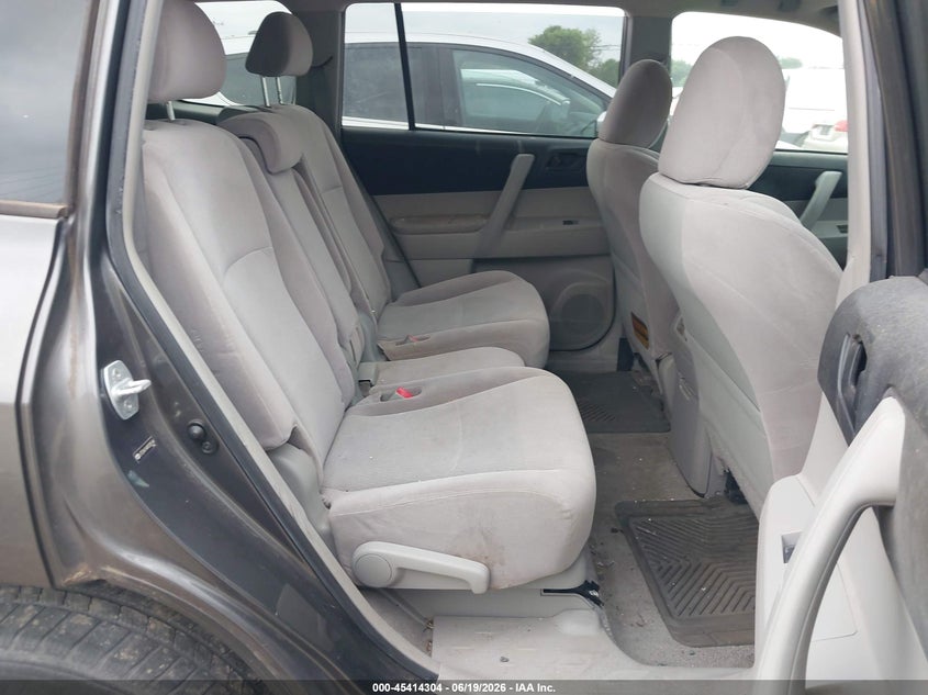 2009 Toyota Highlander VIN JTEDA41A492005146 IAAI salvage auction — NORMAL WEAR, Original (Texas), sold $2,000 on 2026-07-13 (photo 8)