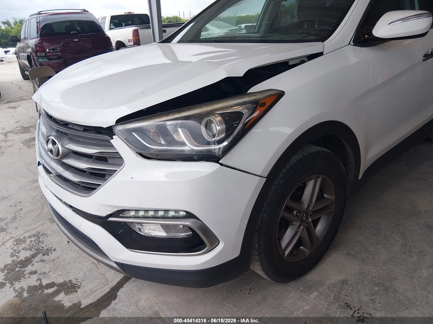 2018 Hyundai Santa fe VIN 5NMZU3LB2JH060079 IAAI salvage auction — FRONT END, Clear (Tennessee), sold $1,950 on 2026-07-23 (photo 6)