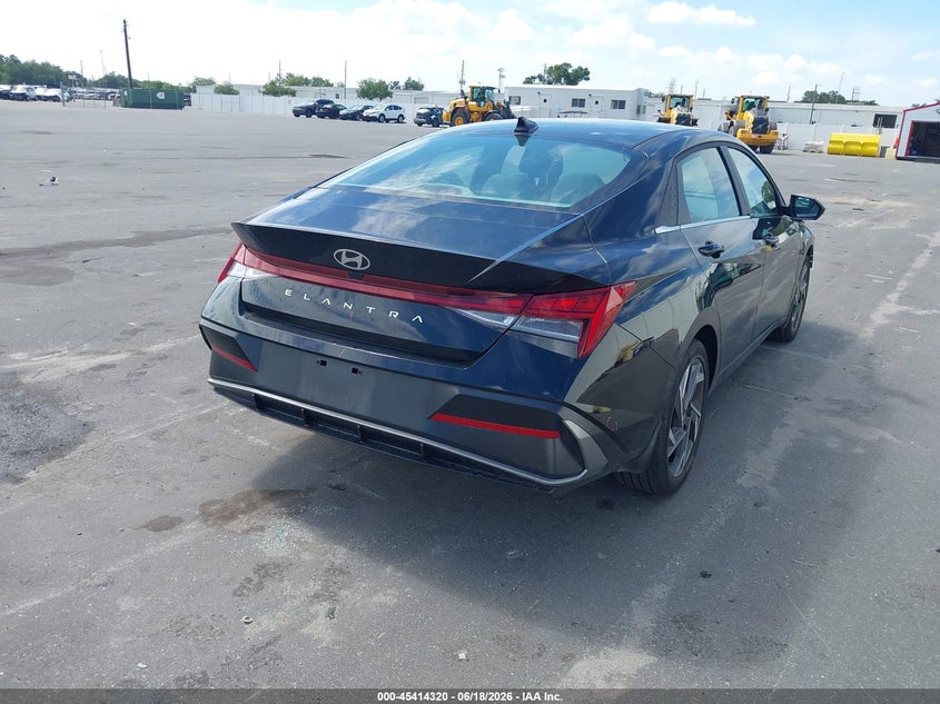2025 Hyundai Elantra VIN KMHLS4DG9SU935126 IAAI salvage auction — FRONT END, Salvage Title, sold $6,100 on 2026-07-16 (photo 4)