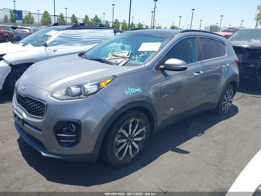 2018 Kia Sportage VIN KNDPN3AC5J7399555 IAAI salvage auction — RIGHT SIDE, Salvage Title, sold $3,100 on 2026-07-31 (photo 2)