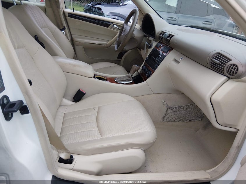 2007 Mercedes-benz C-klasse VIN WDBRF54H07A921687 IAAI salvage auction — FRONT END, Salvage (South Carolina), sold $75 on 2026-07-28 (photo 5)