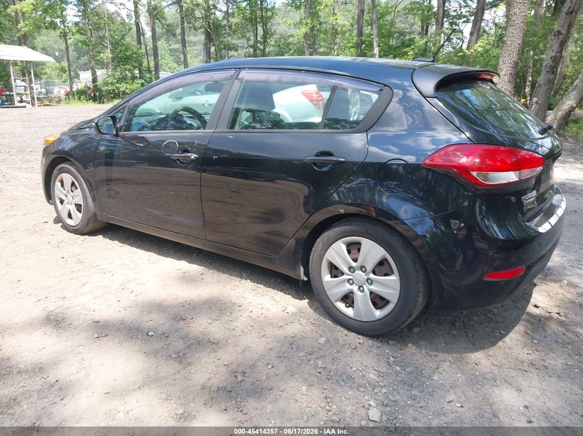 2016 Kia Forte VIN KNAFK5A88G5603956 IAAI salvage auction — NORMAL WEAR, Clear (Virginia), sold $750 on 2026-07-14 (photo 3)