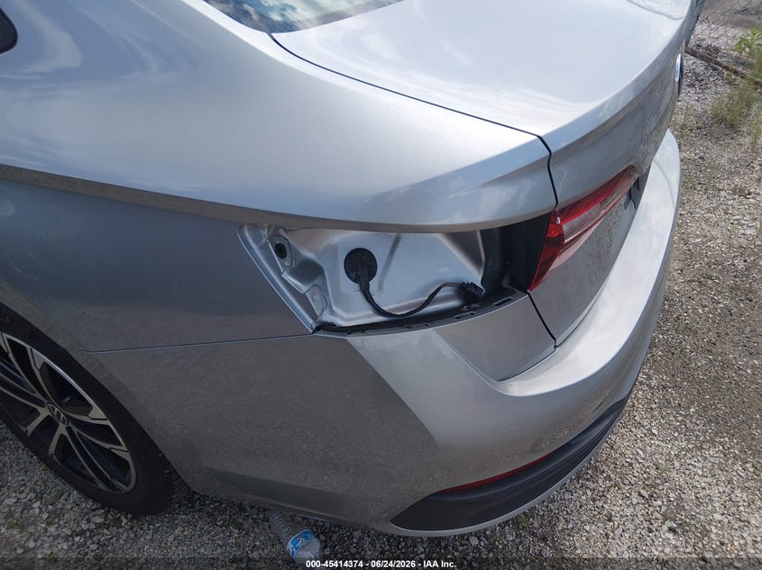 2024 Volkswagen Jetta VIN 3VWBM7BU6RM073600 IAAI salvage auction — REAR END, Salvage (Iowa), sold $10,650 on 2026-07-20 (photo 6)