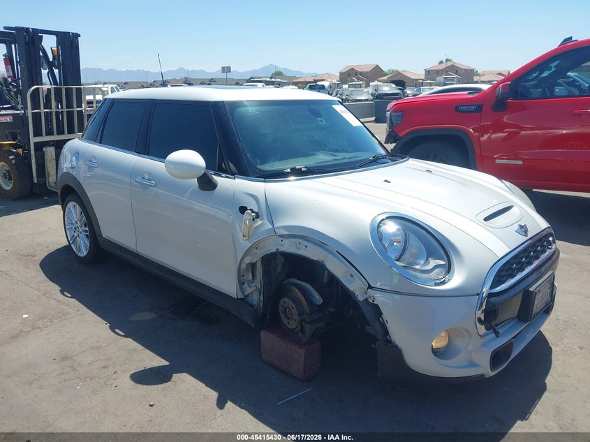 2015 Mini VIN WMWXU3C50F2B57133 IAAI salvage auction — RIGHT FRONT, Salvage Title, sold $1,200 on 2026-08-02 (photo 6)