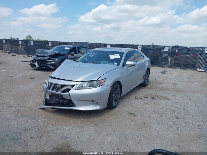 2014 Lexus ES VIN JTHBK1GG4E2112869 IAAI salvage auction — RIGHT FRONT, Salvage (Texas), sold $2,050 on 2026-07-28 (photo 2)